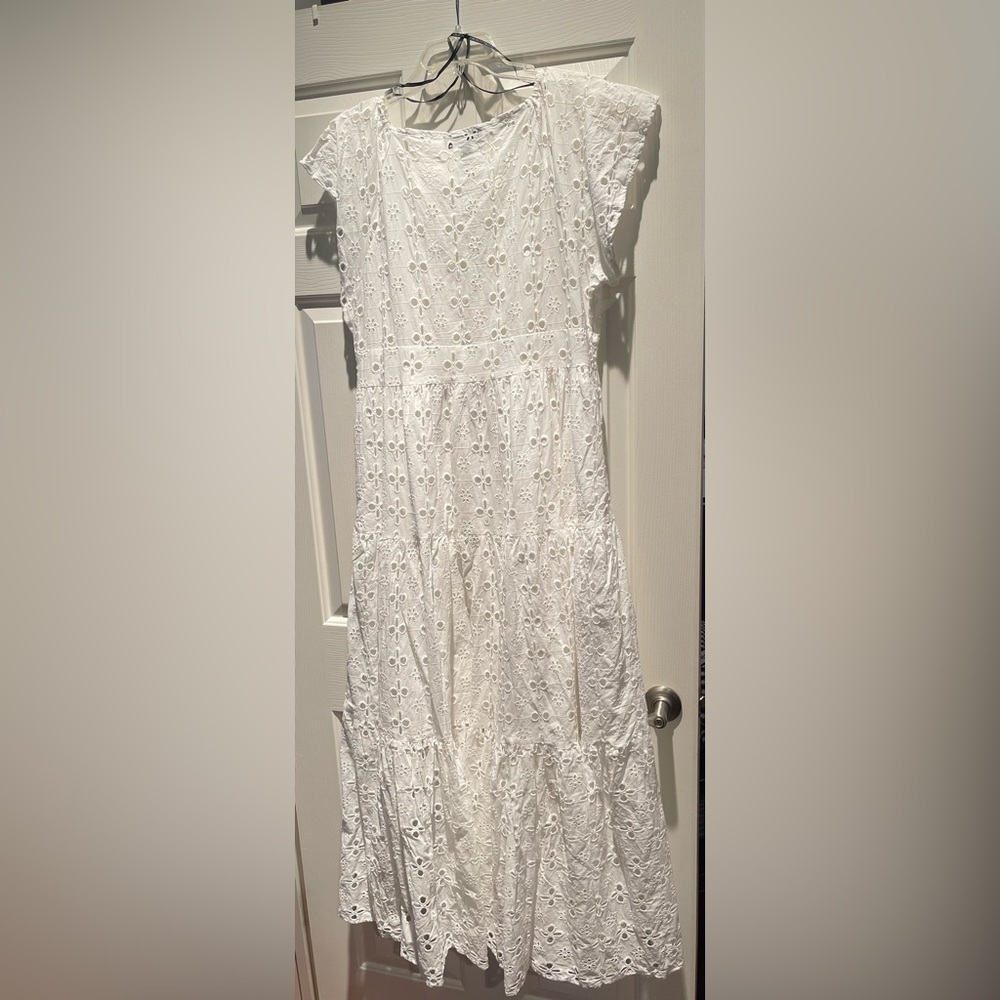 Forever 21 White Eyelet Dress Tea Length 1X - Picture 6 of 11